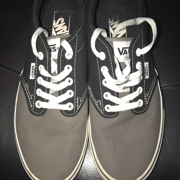 Vans - Picture 2 of 4